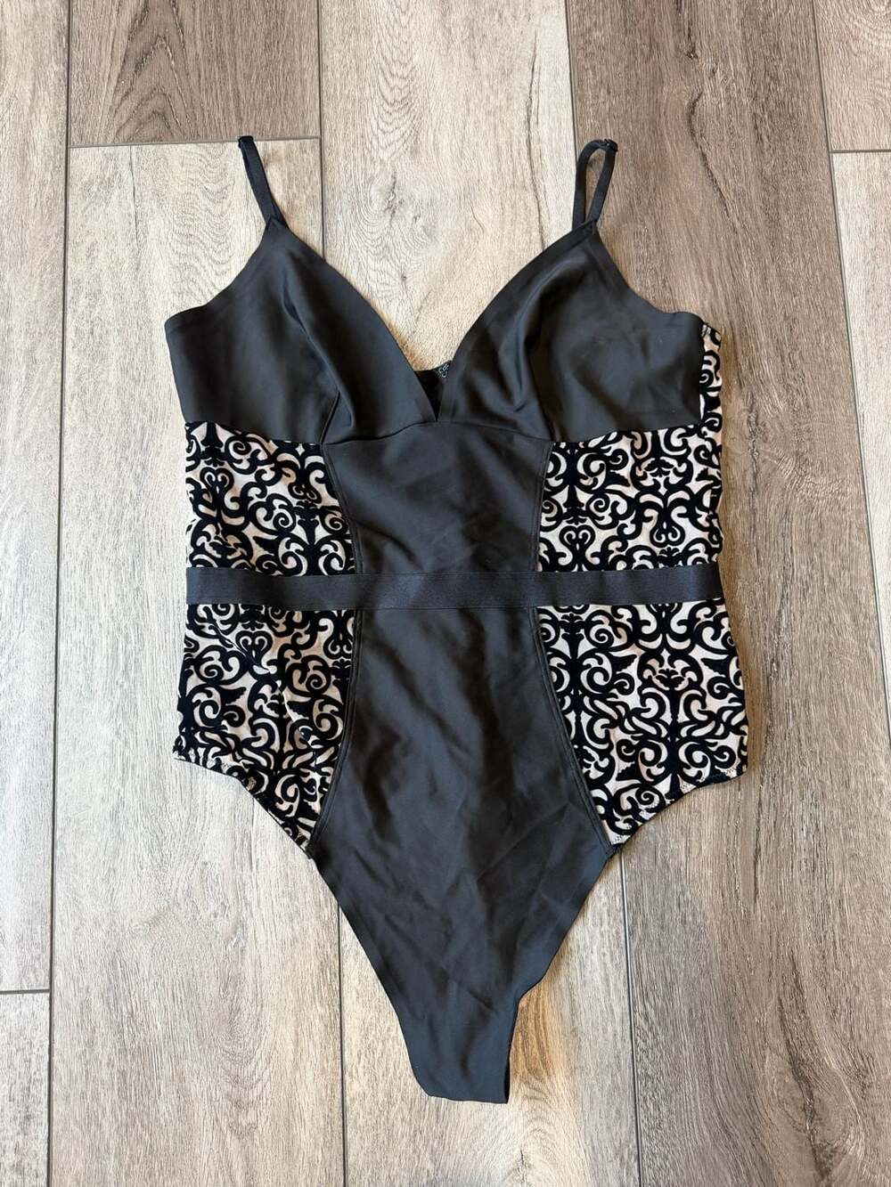 Victoria's Secret Bodysuit Size L black Velvet Damask Thong
